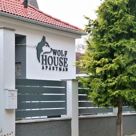 Wolf House Apartman زالاجيرسيج المظهر الخارجي الصورة