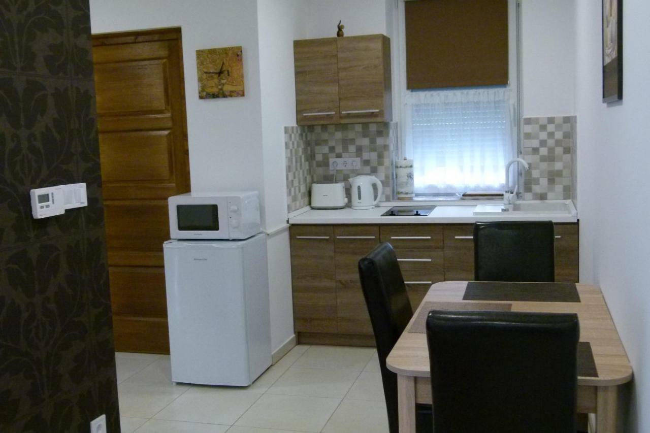Wolf House Apartman زالاجيرسيج المظهر الخارجي الصورة