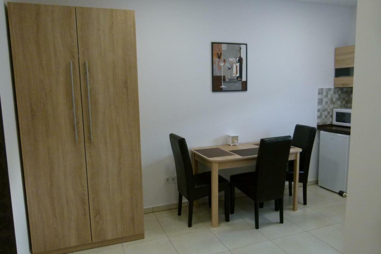 Wolf House Apartman زالاجيرسيج المظهر الخارجي الصورة