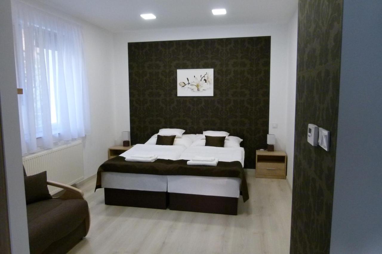 Wolf House Apartman زالاجيرسيج المظهر الخارجي الصورة