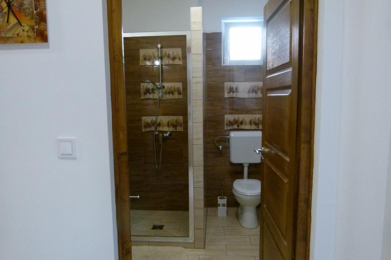 Wolf House Apartman زالاجيرسيج المظهر الخارجي الصورة